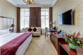 Гостиница Akyan Санкт-Петербург Двухместный номер Делюкс с 1 кроватью или 2 отдельными кроватями и балконом-4